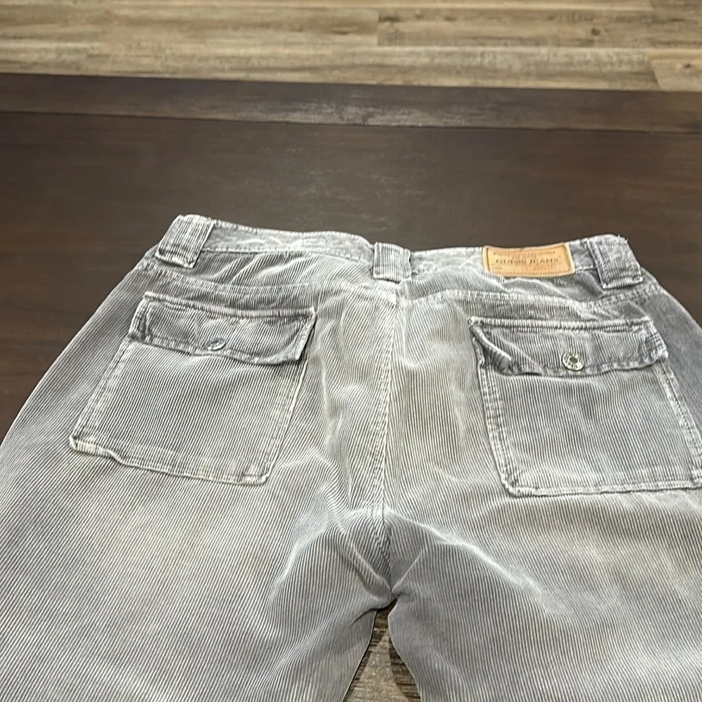 Guess men’s 33 x 30 corduroy wide bottom pants - Picture 3 of 4